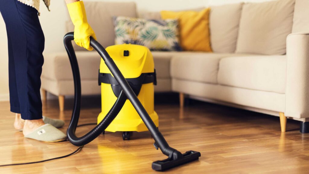 Precautions While Using Vacuum Cleaners